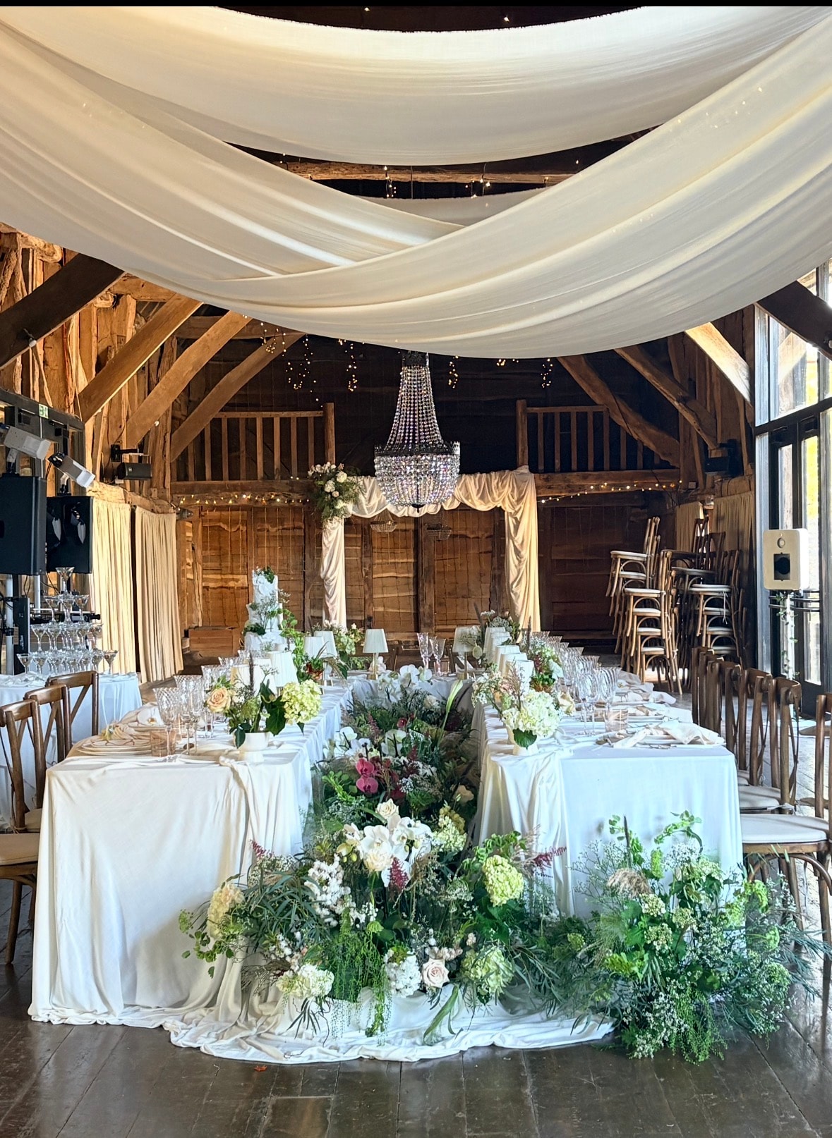 Floral arch installation
